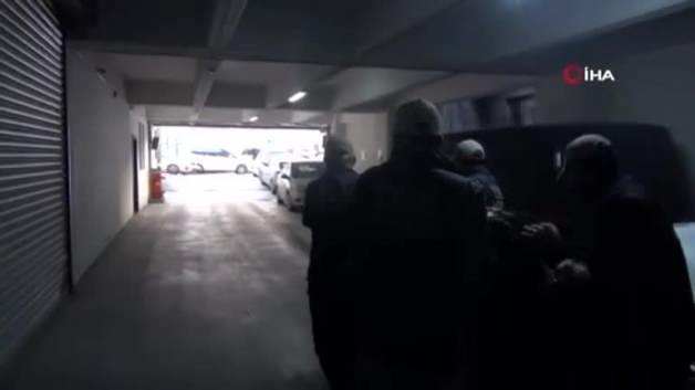 El Kaide’nin 2 kilit ismi İstanbul’da yakalandı El Kaide’nin 2 kilit ismi İstanbul’da yakalandı