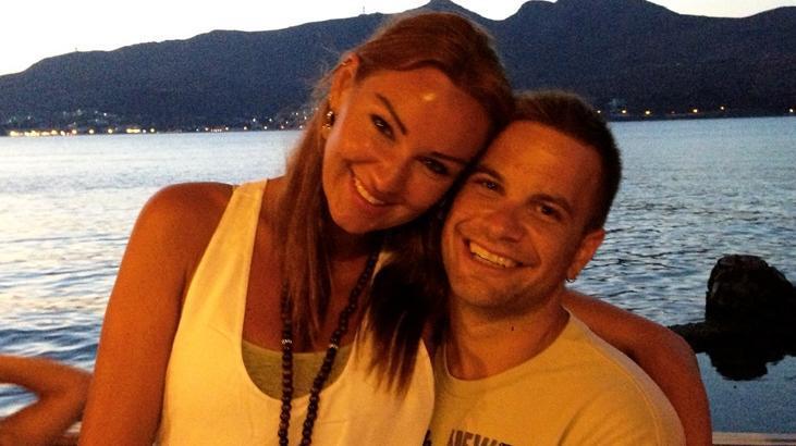 Haberler: Pınar Altuğ yoga videosuyla gündem olmuştu! Eşi Yağmur Atacan’la aşk pozu verdi Haberler: Pınar Altuğ yoga videosuyla gündem olmuştu! Eşi Yağmur Atacan’la aşk pozu verdi
