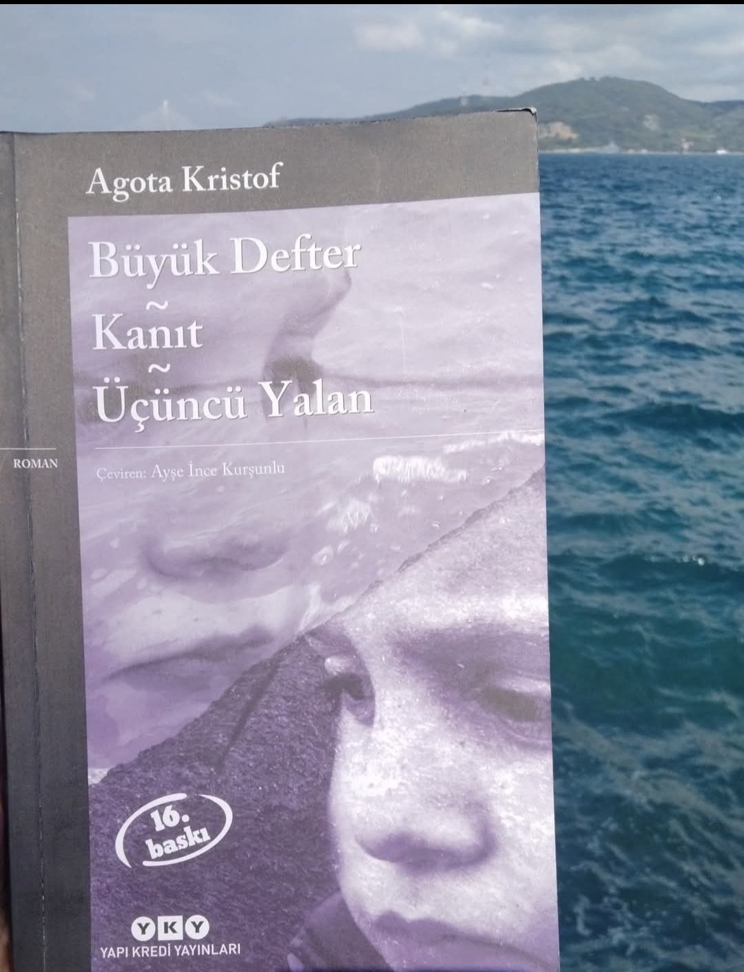 Roman Okumaları | Büyük Defter-Kanıt-Üçüncü Yalan | Nalan Ataklı Roman Okumaları | Büyük Defter-Kanıt-Üçüncü Yalan | Nalan Ataklı