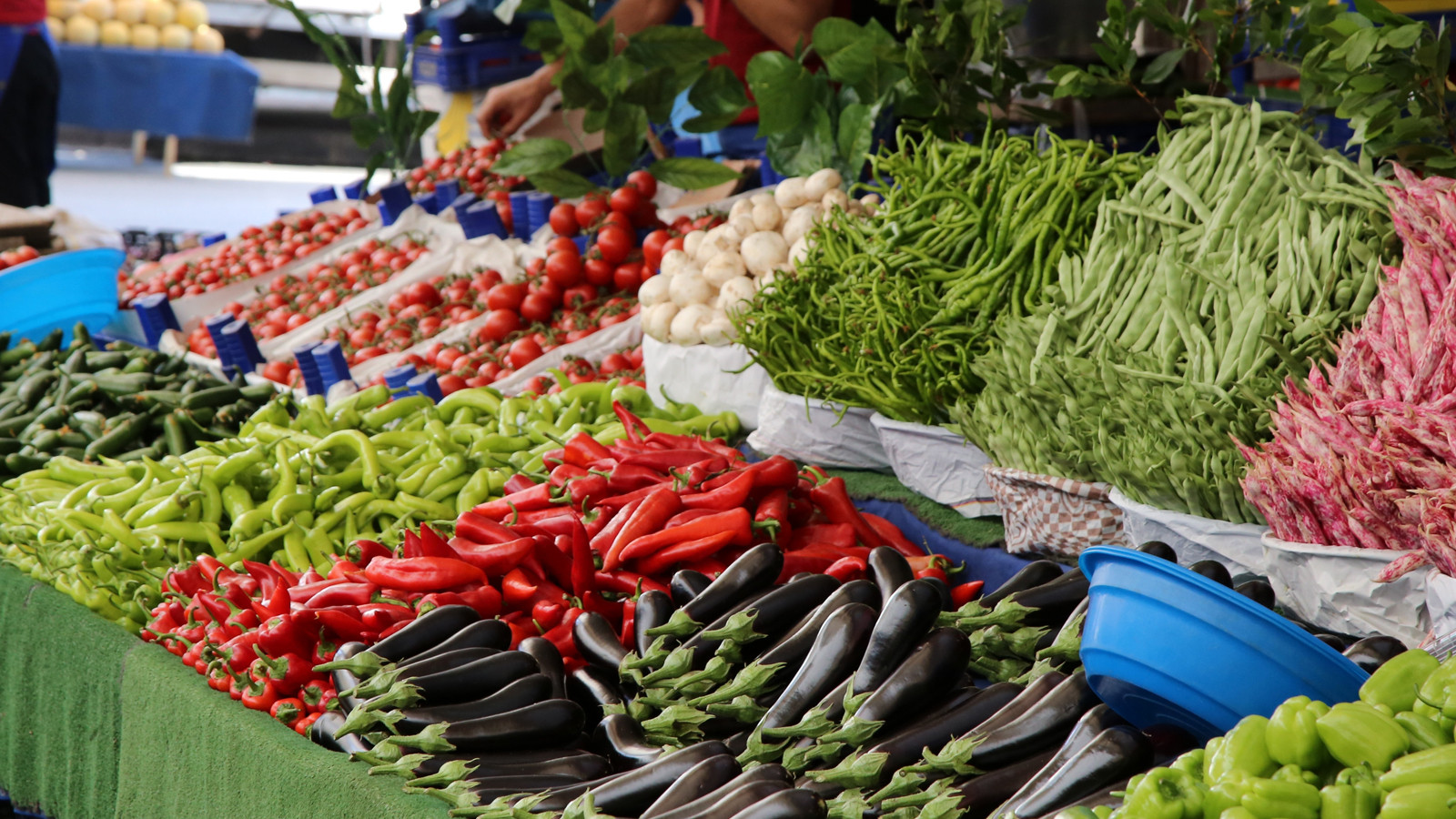 Hal ve marketlere yeni kurallar yolda: Milyonlarca lira ceza kesilecek! Hal ve marketlere yeni kurallar yolda: Milyonlarca lira ceza kesilecek!