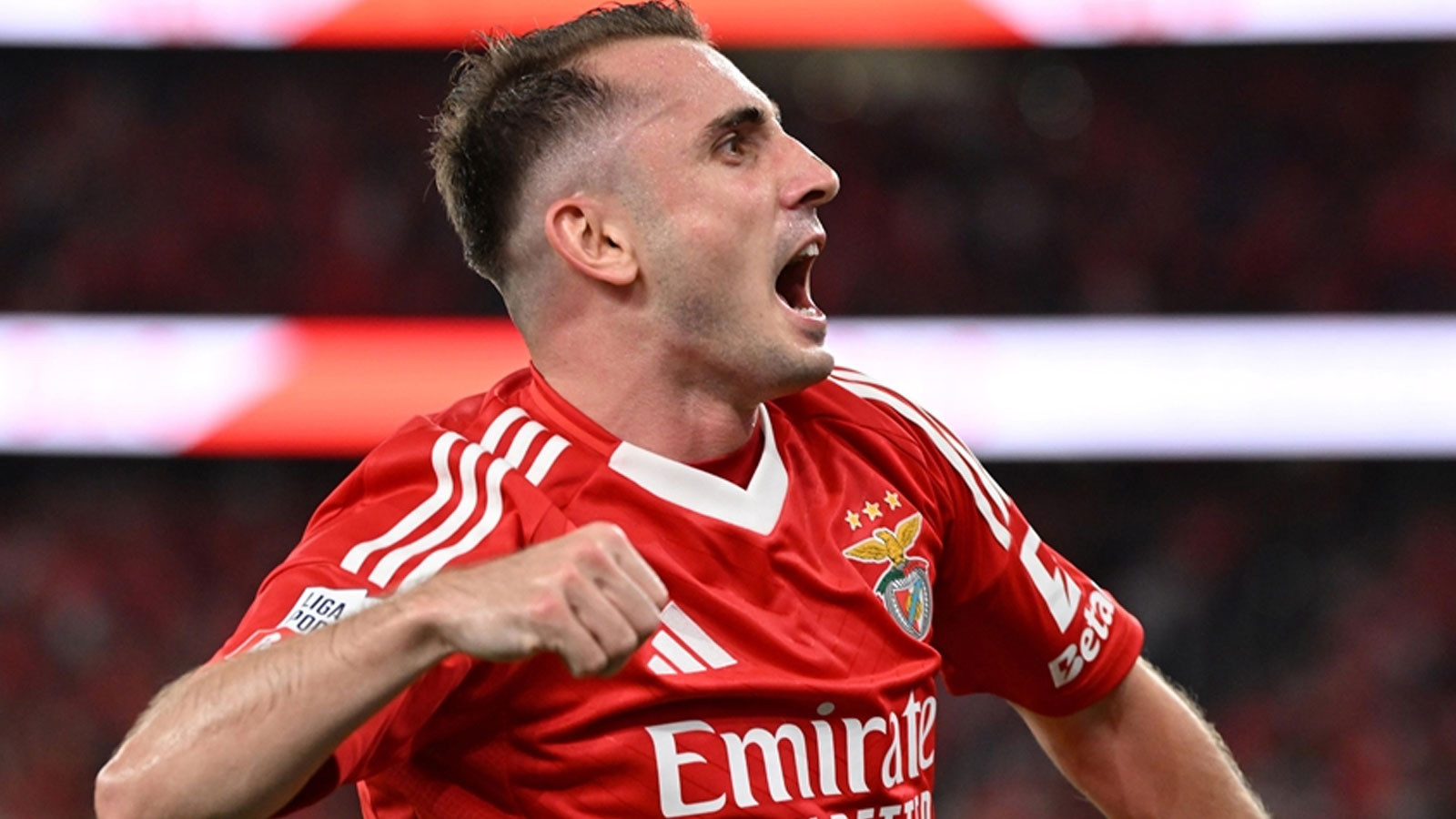 Kerem Aktürkoğlu, Fenerbahçe'de! Benfica resmen duyurdu