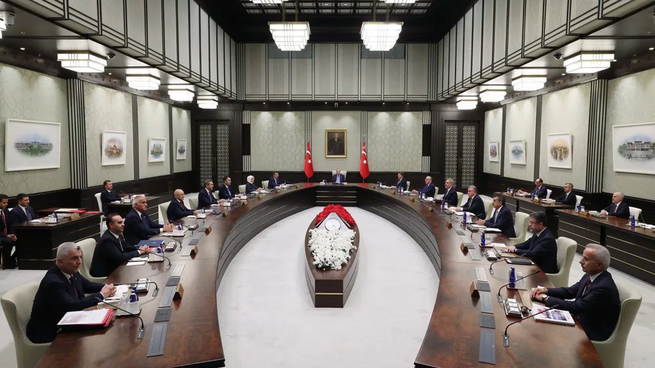 Saray’da Bakanlar Kurulu toplandı: Erdoğan’dan açıklama bekleniyor – Son Dakika Siyaset Haberleri Saray’da Bakanlar Kurulu toplandı: Erdoğan’dan açıklama bekleniyor – Son Dakika Siyaset Haberleri