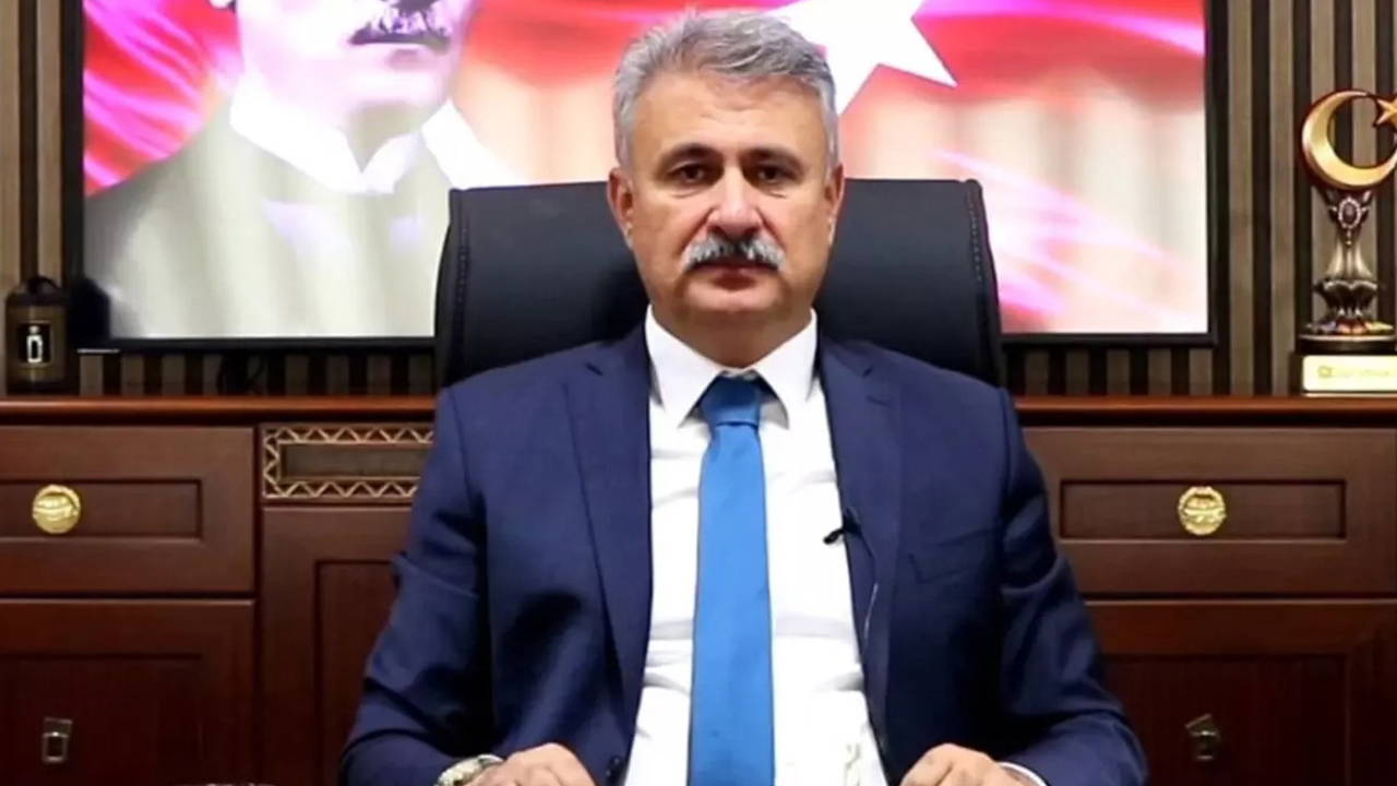 Son dakika… AKP’den, gözaltına alınan Yahşihan Belediye Başkanı Ahmet Sungur için ihraç talebi! – Son Dakika Siyaset Haberleri