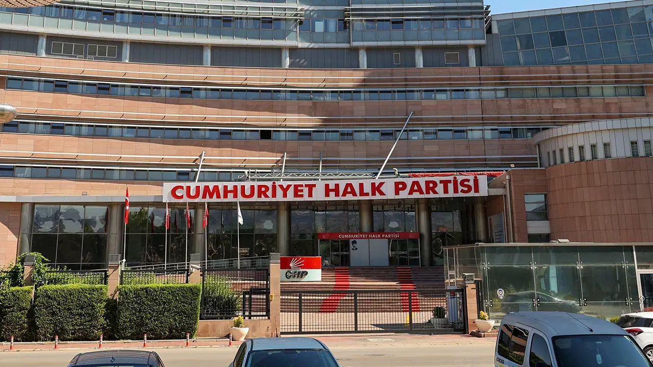 Kayyum heyetinden çekilmişti: CHP, Hasan Babacan’ı ihraçtan vazgeçti – Son Dakika Siyaset Haberleri