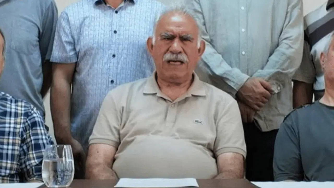 Terör örgütü lideri Abdullah Öcalan ailesiyle görüştü – Son Dakika Siyaset Haberleri