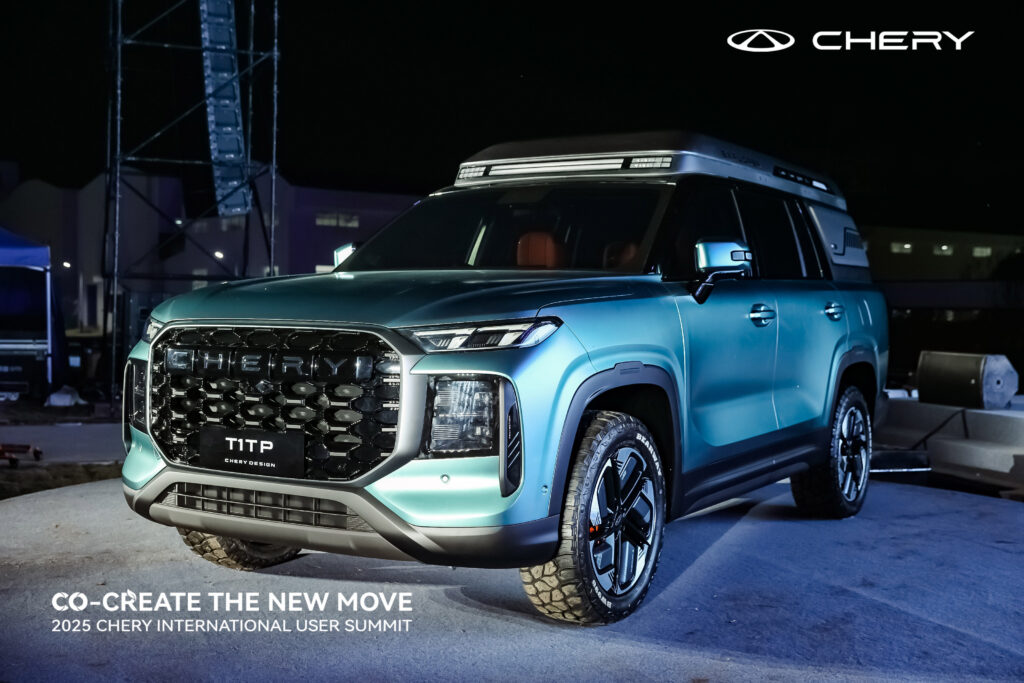 Dünyanın ilk 7 koltuklu dönüştürülebilir Multi-SUV modeli tanıtıldı Dünyanın ilk 7 koltuklu dönüştürülebilir Multi-SUV modeli tanıtıldı