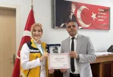 112’yi arayan baba, eşine doğum yaptırdı