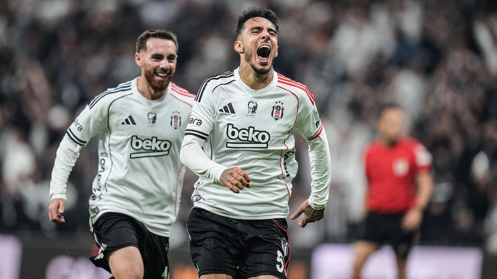 Beşiktaş’ta Emirhan Topçu, cezalı duruma düştü